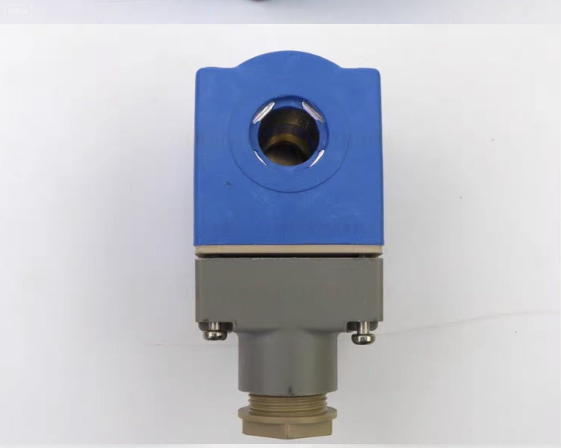 Danfoss EVR3 air conditioner 018F6701 refrigeration 220V 12W small power solenoid valve coil